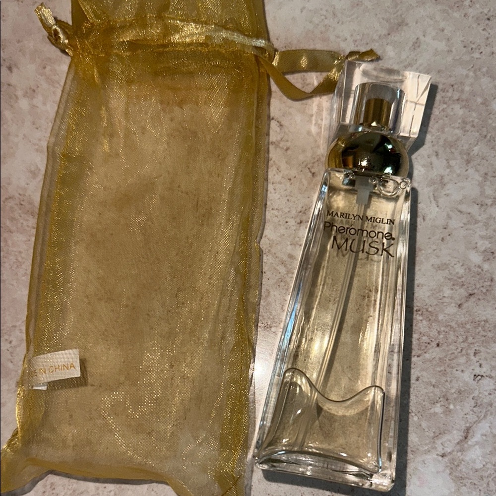 Marilyn Miglin Pheromone Musk Perfume with Gold Pouch